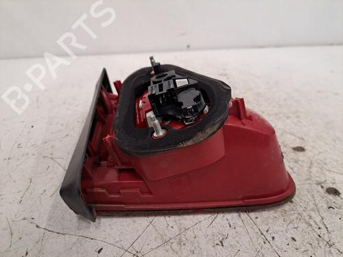 right-tailgate-light-vw-tiguan-5n_-2007-2008-2009-2010-2011-2012-2013-2014-2015-2016-2017-2018-28403658 main image