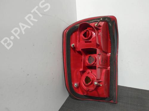 right-taillight-toyota-rav-4-ii-_a2_-2000-2001-2002-2003-2004-2005-28393853 main image