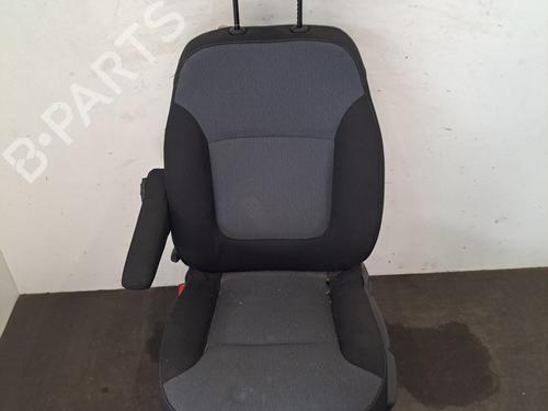 Used Left front seat OPEL VIVARO B Van (X82) 1.6 CDTI (05) (146 hp) 32001480