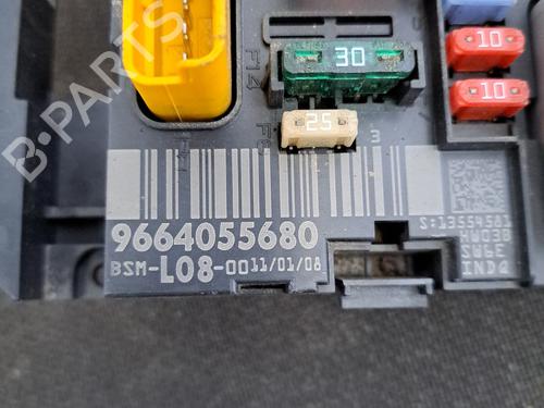 Fuse box CITROËN C4 Picasso I MPV (UD_) 1.6 HDi | BP30461482E1