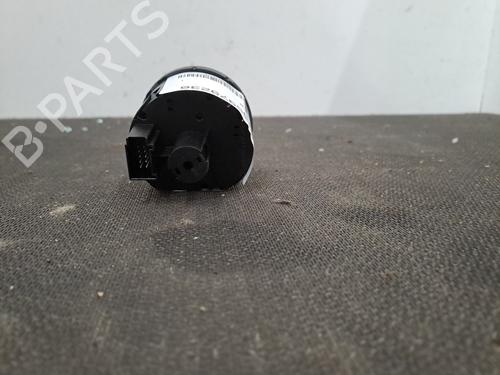 Switch VW TOURAN (1T3) 2.0 TDI | BP28403750I30