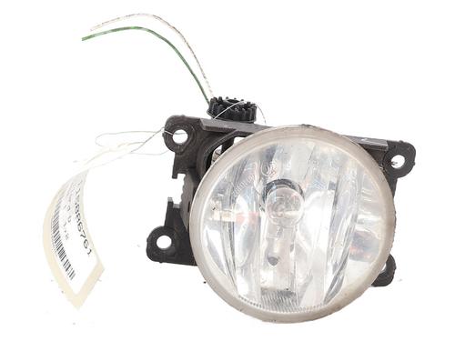 Used Right front fog light PEUGEOT 2008 I (CU_) 1.2 VTi (82 hp) 31583633