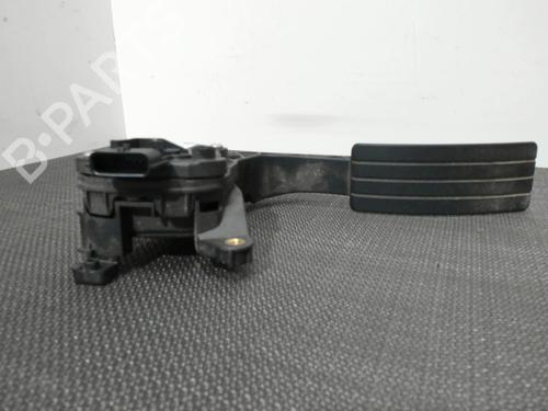 Used Pedal RENAULT CLIO IV (BH_) 1.5 dCi 90 (90 hp) 28411217
