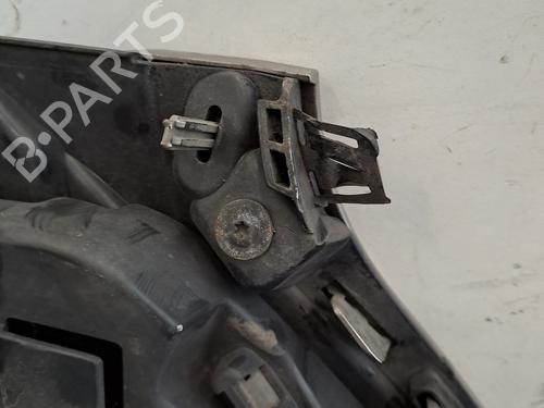 Rejilla Rejilla RENAULT TRAFIC III Van (FG_) 2.0 dCi 120 (FGMN) (120 hp) 35991014 35991014