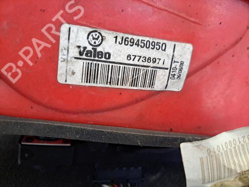 Left taillight VW GOLF IV (1J1) 1.6 16V | BP28395572C34