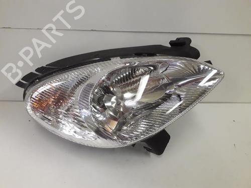 Used Right headlight CITROËN XSARA PICASSO (N68) 1.8 16V (115 hp) 28411270