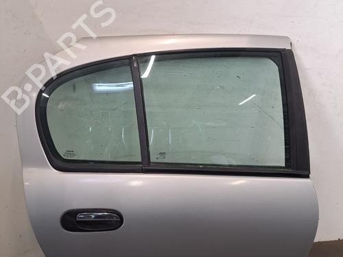 Dør højre bagtil NISSAN ALMERA II Hatchback (N16) 2.2 Di (110 hp) 33044321