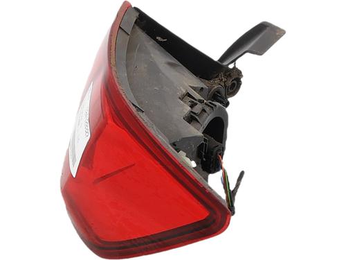 right-taillight-renault-clio-iv-bh_-2012-2013-2014-2015-2016-2017-2018-2019-2020-2021-36850662 main image