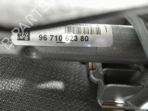 Used Front wiper motor PEUGEOT 5008 (0U_, 0E_) 1.6 HDi (112 hp) 28399842