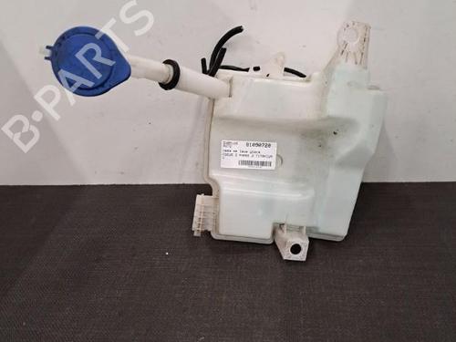 Used Windscreen washer tank FORD FOCUS III 1.0 EcoBoost (100 hp) 28401861