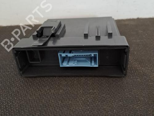 Used Electronic module Electronic module PEUGEOT 308 II (LB_, LP_, LW_, LH_, L3_) 1.2 THP 110 (110 hp) 28400910 28400910