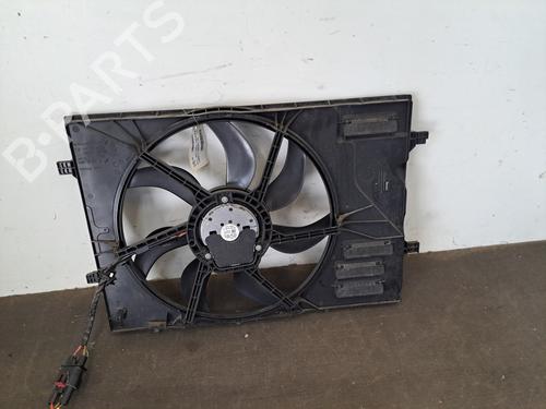 Used Radiator fan VW TOURAN (5T1) 1.2 TSI (110 hp) 28403352