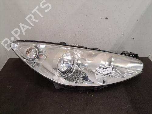 Used Right headlight PEUGEOT 308 I (4A_, 4C_) 1.6 HDi (92 hp) 30878359