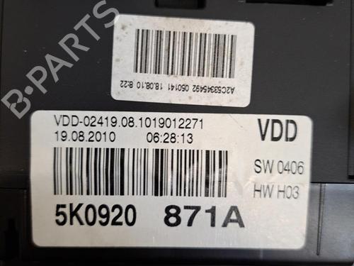 Used Instrument cluster VW GOLF VI (5K1) 2.0 TDI (110 hp) 28396957
