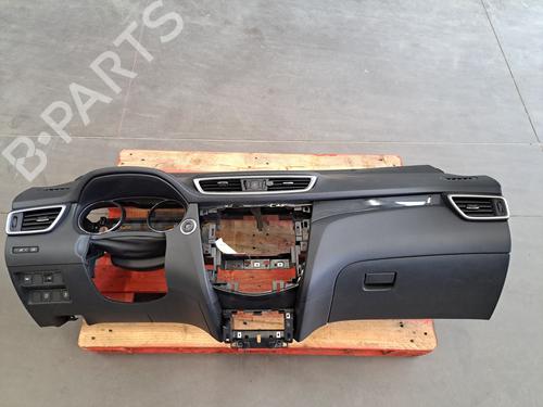 Used Dashboard Dashboard NISSAN QASHQAI II (J11, J11_) 1.6 DIG-T (163 hp) 33001303 33001303