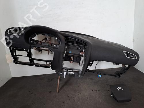 Used Dashboard CITROËN C4 II (NC_) 1.6 HDi 90 (92 hp) 29597642