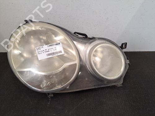 Used Right headlight VW POLO IV (9N_, 9A_) 1.2 12V (64 hp) 28397773