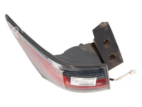 left-taillight-lexus-ct-zwa10_-2010-32195769 main image
