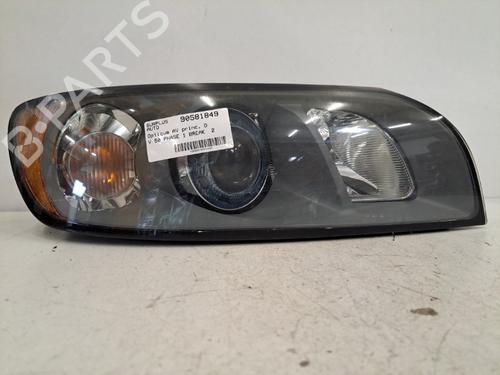 Right headlight VOLVO V50 (545) 2.0 D | BP28398532C29