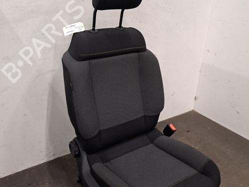 Used Right front seat Right front seat CITROËN C3 III (SX) 1.5 BlueHDi 100 (SXYHYP, SXYHTU) (102 hp) 31847897 31847897