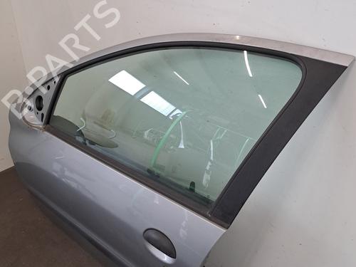 Used Left front door Left front door PEUGEOT 206 Hatchback (2A/C) 1.1 i (60 hp) 28408763 28408763