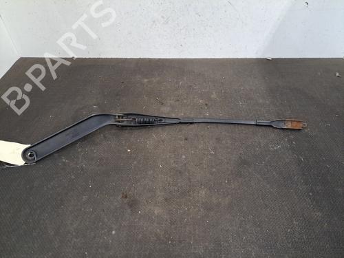 Used Front windshield wiper arm Front windshield wiper arm BMW 1 (E87) 118 d (143 hp) 30090660 30090660