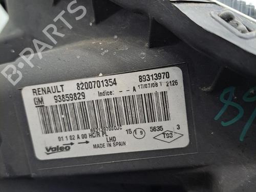Used Right headlight RENAULT TRAFIC II Bus (JL) 2.0 dCi 90 (JL00, JL01, JL0H, JL0M, JL0P, JL0S) (90 hp) 28393496