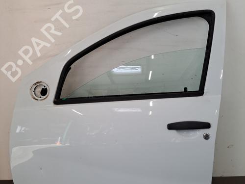 Used Left front door DACIA SANDERO 1.2 16V (75 hp) 29604920