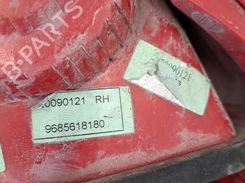 Right taillight PEUGEOT 206+ (2L_, 2M_) 1.4 i | BP28404858C35 