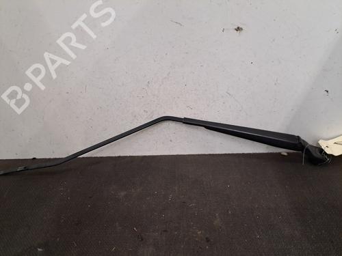 Used Front windshield wiper arm RENAULT GRAND SCÉNIC III (JZ0/1_) 1.5 dCi (JZ09, JZ0D, JZ10, JZ14, JZ1G, JZ29, JZ2C) (110 hp) 30090654