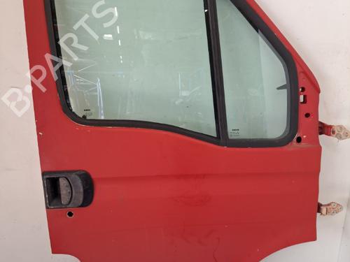 Used Right front door IVECO DAILY III Van 35 S 11 V,35 C 11 V (106 hp) 28398373
