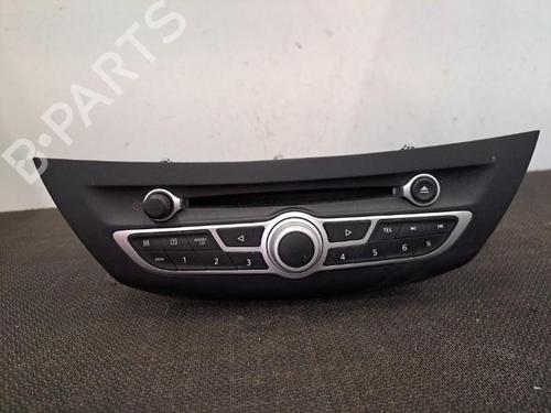 Used Radio RENAULT LAGUNA III Grandtour (KT0/1) 2.0 dCi (KT07, KT0J, KT14, KT1A, KT1S) (131 hp) 28390624