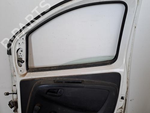 Right front door PEUGEOT BIPPER (AA_) 1.4 HDi | BP28395563C3