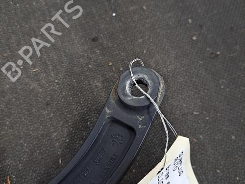 front-windshield-wiper-arm-renault-clio-iv-bh_-2012-2013-2014-2015-2016-2017-2018-2019-2020-2021-30362777 main image