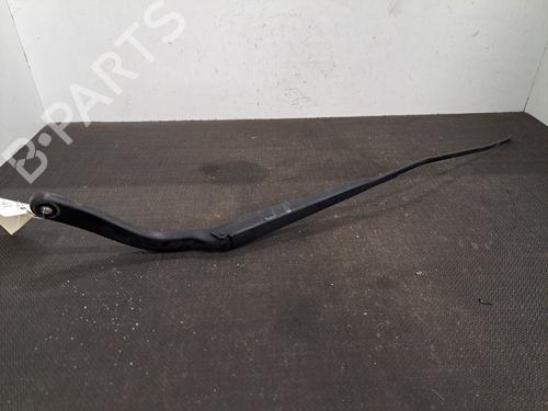 Used Front windshield wiper arm RENAULT TWINGO III (BCM_, BCA_) 1.0 SCe 75 (73 hp) 28407212
