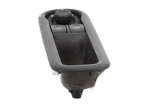 Used Left front window switch RENAULT CLIO III (BR0/1, CR0/1) 1.5 dCi (C/BR0G, C/BR1G) (68 hp) 31653780