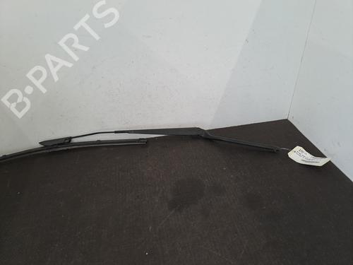 Used Front windshield wiper arm RENAULT TWINGO III (BCM_, BCA_) Z.E: (BCA1) (82 hp) 28406071