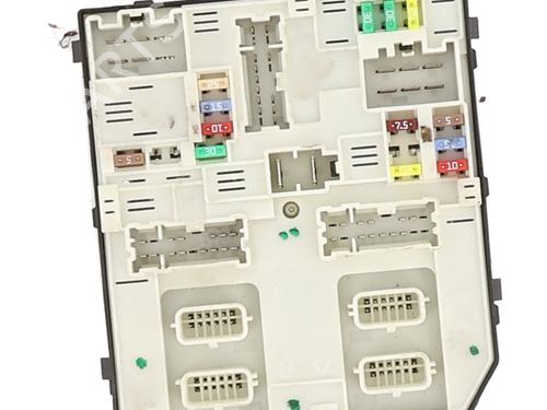 Fuse box RENAULT MEGANE III Hatchback (BZ0/1_, B3_) 1.5 dCi (BZ09, BZ0D, BZ1W, BZ29, BZ14) | BP31714271E1 