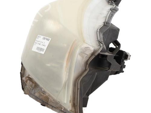right-headlight-toyota-yaris-_p13_-2010-2011-2012-2013-2014-2015-2016-2017-2018-2019-2020-36673949 main image