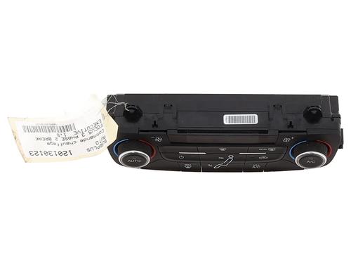Used Climate control Climate control FORD FOCUS III Turnier 1.5 TDCi (120 hp) 32413235 32413235