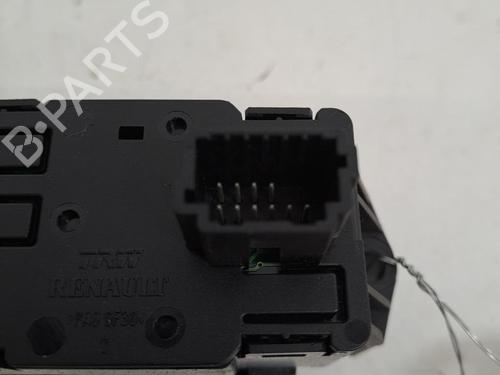 Used Switch RENAULT SCÉNIC III (JZ0/1_) 1.6 dCi (JZ00, JZ12) (130 hp) 28396792