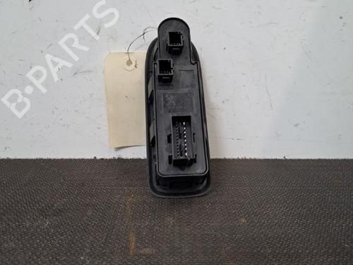 Used Left front window switch Left front window switch CITROËN C3 II (SC_) 1.4 VTi 95 (95 hp) 28404649 28404649