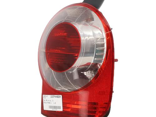Used Right taillight Right taillight RENAULT MODUS / GRAND MODUS (F/JP0_) 1.5 dCi (FP0G, JP0G) (68 hp) 33850179 33850179