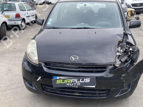 Brugte DAIHATSU SIRION (M3_) 1.0 (M300) (70 hp) 3949319