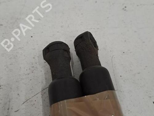 Tailgate lift support PEUGEOT 208 I (CA_, CC_) 1.2 THP 110 | BP28407628C138