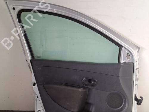 Left front door RENAULT CLIO III (BR0/1, CR0/1) 1.2 16V (BR02, BR0J, BR11, CR02, CR0J, CR11) | BP29564790C2