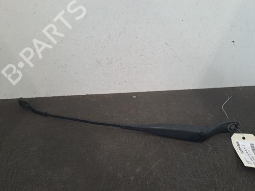 Used Front windshield wiper arm PEUGEOT 208 I (CA_, CC_) 1.2 VTI 82 (82 hp) 30096061