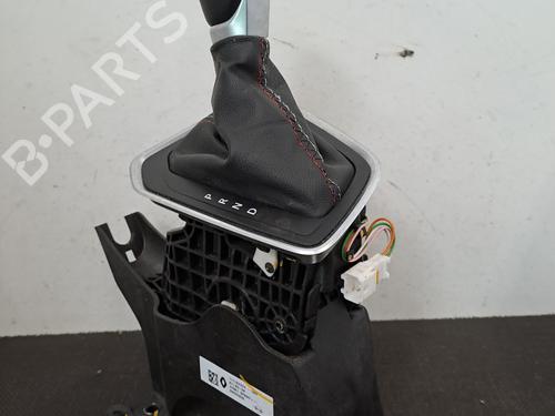 Used Gear lever RENAULT CLIO V (B7_) 1.3 TCe 130 (B7MF) (131 hp) 28819072