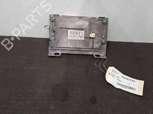 display-monitor-peugeot-2008-i-cu_-2013-28396402 main image