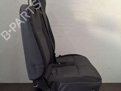 Right front seat RENAULT MASTER III Van (FV) 2.3 dCi 145 FWD (FV0E, FV0F, FV0H, FV02, FV0M, FV0S,... | BP29627880C16 - Image 3